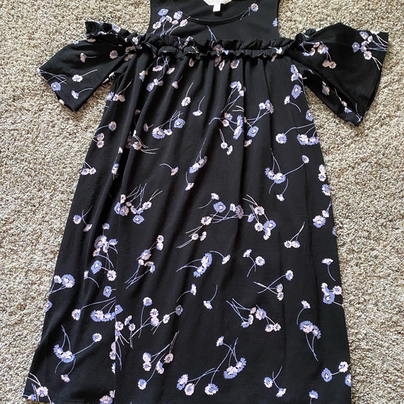LC Lauren Conrad cold shoulder black floral dress - Picture 1 of 2